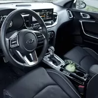 Kia XCeed PHEV: Nemusím se vytahovat
