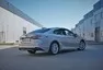Toyota Camry 2.5 Hybrid Executive: Závan časů minulých