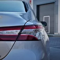 Toyota Camry 2.5 Hybrid Executive: Závan časů minulých