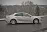 Toyota Camry 2.5 Hybrid Executive: Závan časů minulých