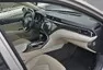 Toyota Camry 2.5 Hybrid Executive: Závan časů minulých