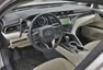 Toyota Camry 2.5 Hybrid Executive: Závan časů minulých