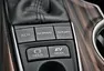 Toyota Camry 2.5 Hybrid Executive: Závan časů minulých