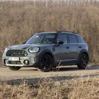 Mini Countryman SD All4: O přínosu naftového crossoveru pro mentální zdraví
