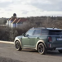Mini Countryman SD All4: O přínosu naftového crossoveru pro mentální zdraví
