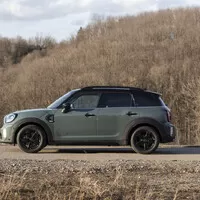 Mini Countryman SD All4: O přínosu naftového crossoveru pro mentální zdraví