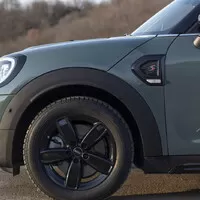 Mini Countryman SD All4: O přínosu naftového crossoveru pro mentální zdraví
