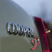 Mini Countryman SD All4: O přínosu naftového crossoveru pro mentální zdraví