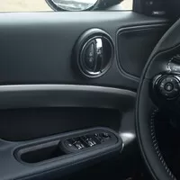 Mini Countryman SD All4: O přínosu naftového crossoveru pro mentální zdraví