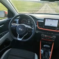 Kia Stonic 1.0 T-GDI MHEV: mírně hybridní, velmi zábavný