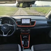 Kia Stonic 1.0 T-GDI MHEV: mírně hybridní, velmi zábavný