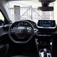 Peugeot 208 1.2 PureTech: Základ postačí