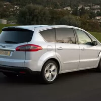 Ptejte se: Rodinné auto za 400 tisíc
