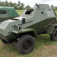 BRDM: Ani auto ani loď