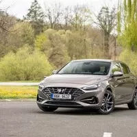 Hyundai i30 Fastback 1,5 T-GDI: Když vyhraje rozum