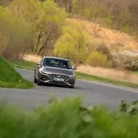 Hyundai i30 Fastback 1,5 T-GDI: Když vyhraje rozum