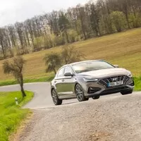 Hyundai i30 Fastback 1,5 T-GDI: Když vyhraje rozum