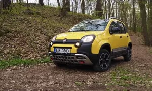 Recenze & testy: Fiat Panda Cross: Až vyrostu, bude ze mě offroad!
