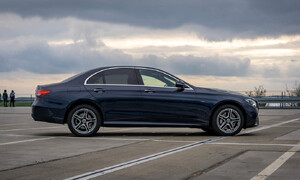 Recenze & testy: Mercedes - Benz E 300 de 4Matic: Rammstein