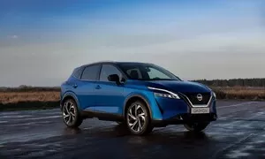Novinky: Autíčkářův týden: Nový Quashqai, opulentní vozy, nejrychlejší elektromobil a střela do nohy