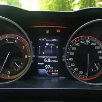 Suzuki Swift Sport Hybrid: Těší mě, pane Kompromisní