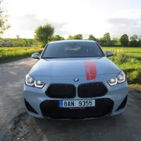BMW X2 xDrive20i Edition M Mesh: Chycen v síti