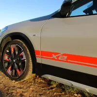 BMW X2 xDrive20i Edition M Mesh: Chycen v síti