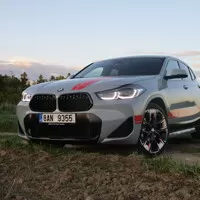 BMW X2 xDrive20i Edition M Mesh: Chycen v síti
