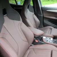 BMW X2 xDrive20i Edition M Mesh: Chycen v síti