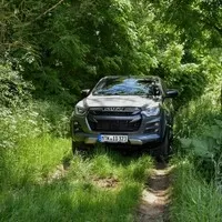 Isuzu D-max V-Cross: Náklaďák v rouše beránčím