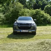 Isuzu D-max V-Cross: Náklaďák v rouše beránčím