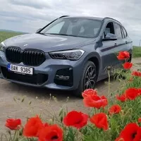 BMW X1 25i: Stačí k zábavě silný motor?