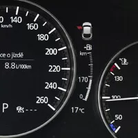 Mazda CX-30 e-Skyactiv X186: Stále stejně jiná