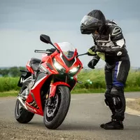 Honda CBR650R: Chladnokrevně efektivní