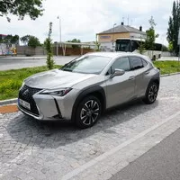 Lexus UX 250h Limited Edition: Hodně muziky za méně peněz