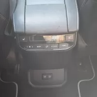 Toyota Highlander 2.5 Hybrid: Chlapec z Vysočiny