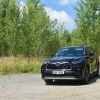 Toyota Highlander 2.5 Hybrid: Chlapec z Vysočiny