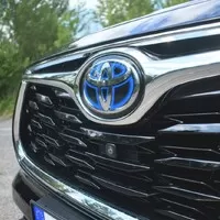 Toyota Highlander 2.5 Hybrid: Chlapec z Vysočiny