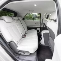 Představujeme: Hyundai Ioniq 5 a nový Lexus NX