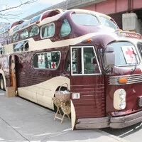 O štok výš: Z historie třípodlažních autobusů