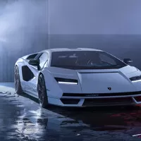Autíčkářův týden: "Pravda" o Fabii Combi, facelift Lamborghini a Nissan, který nás nemusí zajímat