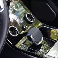 Range Rover Velar P400 R-dynamic: Pokrok v mezích starých pořádků