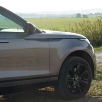 Range Rover Velar P400 R-dynamic: Pokrok v mezích starých pořádků