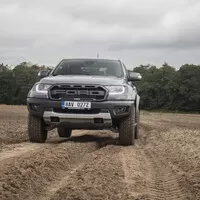 Proč je Ford Ranger Raptor petrolheadův sen...
