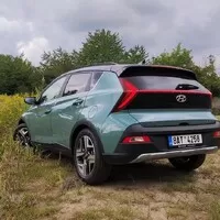 Hyundai Bayon 1.0 T-GDI MHEV: Čím méně, tím lépe