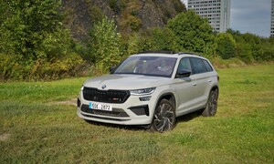 Recenze & testy: Škoda Kodiaq RS 2.0 TSI: Na pohled podobný, v jádru jiný