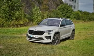 Recenze & testy: Škoda Kodiaq RS 2.0 TSI: Na pohled podobný, v jádru jiný