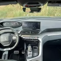 Peugeot 5008: Rodinný ideál ze staré školy