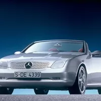Mercedes-Benz SLK: První svého druhu