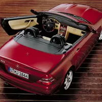 Mercedes-Benz SLK: První svého druhu